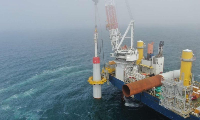 Ørsted, U.S. Coastal Virginia Offshore Wind, Dominion Energy, Jan De Nul offshore jack-up installation vessel Vole au vent