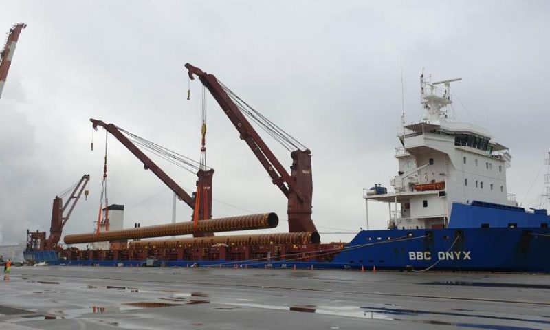 Formosa 2' Firsts Pin Piles Arrive in Taiwan