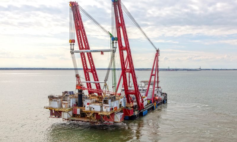 Heavy Lift Vessel GULLIVER Decommissioning Campaign