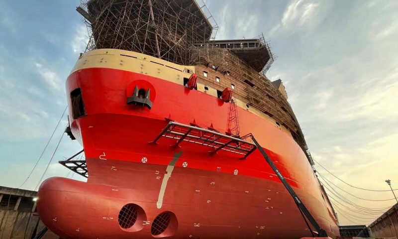Ulstein Designed JSD6000 Heavylift Vessel Launched at ZPMC Qidong Shipyard