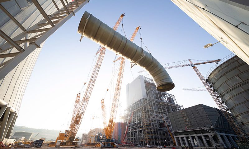 Sarens Performs Heavy Lifts for Construction of Greek Power Plant